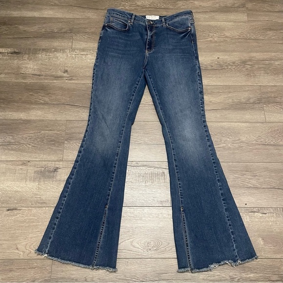 We the Free People Jeans Flare Leg Slip Raw Hem Stretch Denim Sz 31 - Picture 1 of 9